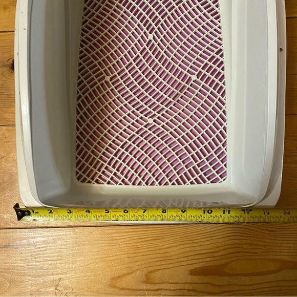 2 Cat Litter Pans & Scooper Pan - Picture 2 of 14